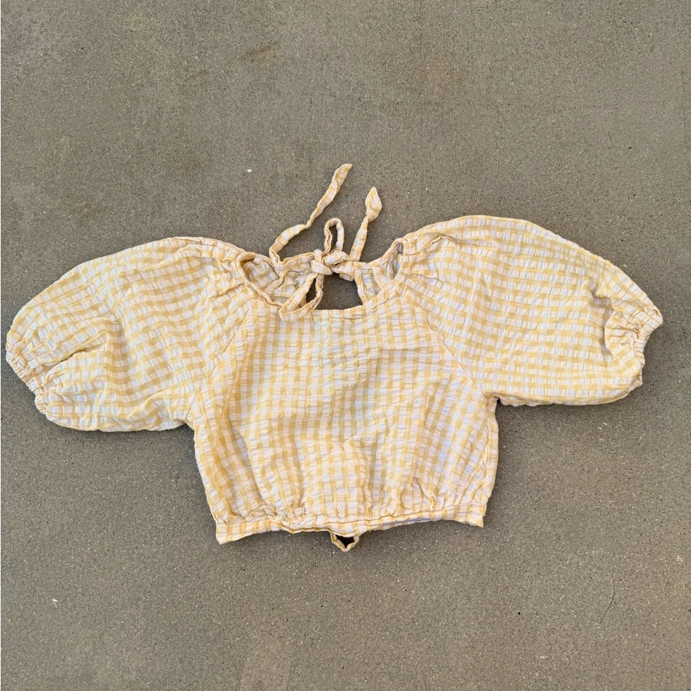 Urban Outfitters Yellow and White Gingham Puff Sleeve Crop Top